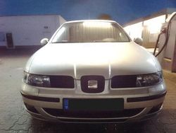 Silber Gebraucht 2003 Seat Leon Limousine | 2.950 € (Teuer)