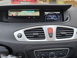 Schwarz Gebraucht 2010 Renault Scénic III Luxe Van / Kleinbus | 4.500 € (Guter Preis)