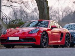 Rot Gebraucht 2018 Porsche Cayman GTS Coupé | 72.000 €