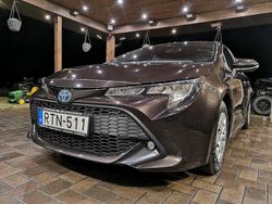 Braun Gebraucht 2019 Toyota Corolla Comfort Kombi | 17.942 € (Teuer)