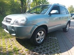 Silber Gebraucht 2007 Hyundai Tucson GLS SUV | 4.400 € (Etwas zu teuer)