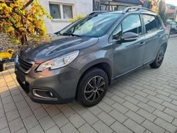 Grau Gebraucht 2016 Peugeot 2008 Active SUV | 6.300 € (Guter Preis)