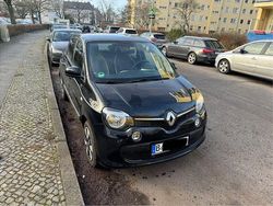 Schwarz Gebraucht 2017 Renault Twingo LIMITED Kleinwagen | 11.000 € (Etwas zu teuer)