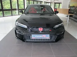 Schwarz Neu 2025 Honda Civic Type R Limousine | 58.990 € (Etwas zu teuer)