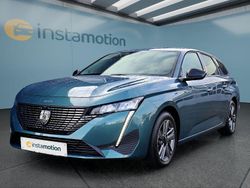 Blau Gebraucht 2024 Peugeot 308 SW Allure Kombi | 25.199 €