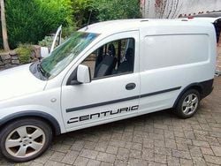 Weiß Gebraucht 2011 Opel Campo Abholung | 2.800 €