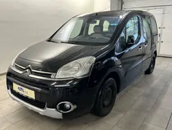 Schwarz Gebraucht 2014 Citroën Berlingo SELECTION Van / Kleinbus | 3.480 € (Guter Preis)