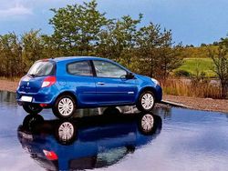 Gebraucht 2009 Renault Clio II Luxe Limousine | 2.899 € (Fairer Preis)