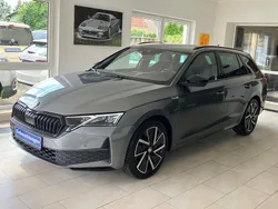 Graphite grau Gebraucht 2024 Skoda Octavia SportLine Kombi | 31.690 € (Guter Preis)