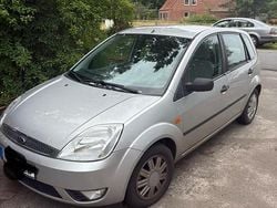 Silber Gebraucht 2002 Ford Fiesta Kleinwagen | 250 € (Superpreis)