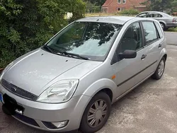Silber Gebraucht 2002 Ford Fiesta Kleinwagen | 750 € (Fairer Preis)