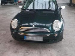 Grün Gebraucht 2006 Mini Cooper Kleinwagen | 2.800 € (Guter Preis)
