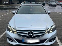 Silber Gebraucht 2014 Mercedes E250 Limousine | 14.444 € (Fairer Preis)