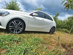 Weiß Gebraucht 2016 Mercedes A200 Urban Limousine | 15.999 € (Fairer Preis)