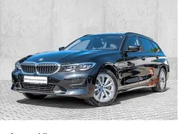 Schwarz Gebraucht 2022 BMW 330e Advantage Kombi | 27.790 € (Superpreis)