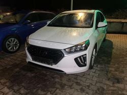 Polar white / sol Gebraucht 2021 Hyundai Ioniq Prime Kleinwagen | 16.300 € (Guter Preis)