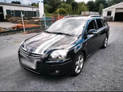 Schwarz Gebraucht 2006 Toyota Avensis Kombi | 2.250 € (Fairer Preis)