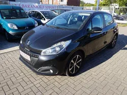 Schwarz Gebraucht 2018 Peugeot 208 Active Kleinwagen | 6.600 € (Fairer Preis)
