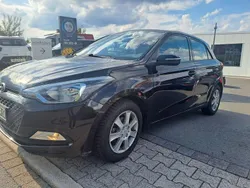 Schwarz Gebraucht 2016 Hyundai i20 GO! Limousine | 7.990 € (Fairer Preis)