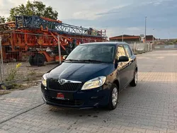 Blau Gebraucht 2015 Skoda Fabia Kleinwagen | 3.790 € (Superpreis)