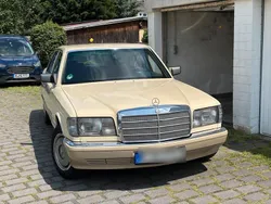 Gelb Gebraucht 1989 Mercedes 260 SE Limousine | 6.999 €