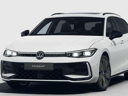 Pure weiss Neu 2026 VW Passat R-line Kombi | 47.490 € (Superpreis)