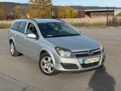 Grau Gebraucht 2005 Opel Astra Kombi | 2.499 € (Fairer Preis)