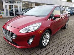 Rubyrot Gebraucht 2020 Ford Fiesta Titanium Kleinwagen | 13.980 € (Etwas zu teuer)