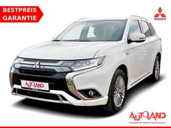 Weiß Gebraucht 2020 Mitsubishi Outlander P-HEV SUV | 24.950 € (Etwas zu teuer)