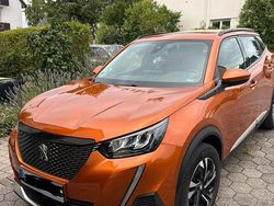 Orange Gebraucht 2020 Peugeot 2008 Allure SUV | 16.999 € (Teuer)