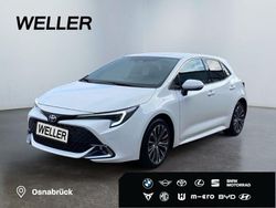 Weiss Gebraucht 2023 Toyota Corolla Team Limousine | 26.400 € (Fairer Preis)
