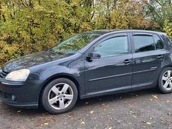 Schwarz Gebraucht 2008 VW Golf V United Kleinwagen | 4.000 € (Fairer Preis)