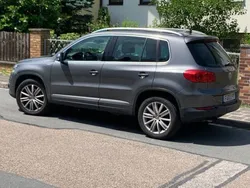 Grau Gebraucht 2013 VW Tiguan Sportline SUV | 9.200 € (Guter Preis)