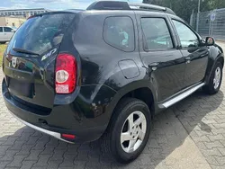 Schwarz Gebraucht 2011 Dacia Duster Lauréate SUV | 5.750 € (Fairer Preis)