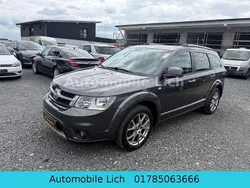 Grau Gebraucht 2014 Fiat Freemont Lounge SUV | 12.100 € (Etwas zu teuer)