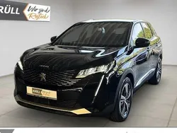 Schwarz (schwarz perla nera/metallic) Gebraucht 2023 Peugeot 3008 Allure SUV | 25.490 € (Fairer Preis)