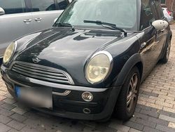 Schwarz Gebraucht 2001 Mini Cooper Kleinwagen | 1.500 €
