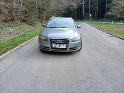 Silber Gebraucht 2005 Audi A4 Kombi | 4.000 € (Teuer)