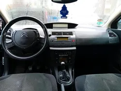 Beige Gebraucht 2006 Citroën C4 Limousine | 500 €