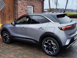 Grau Gebraucht 2023 Opel Mokka-e Ultimate SUV | 23.999 € (Teuer)