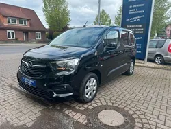 Schwarz Gebraucht 2021 Opel Combo Life Edition Van / Kleinbus | 17.000 € (Fairer Preis)