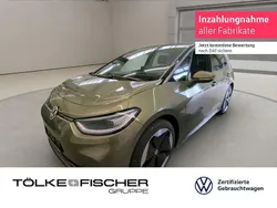 Dark olivine green (metallic) Gebraucht 2023 VW ID.3 Pro Kleinwagen | 34.799 € (Etwas zu teuer)