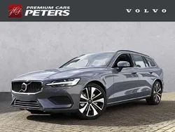 Thunder grey / metallic Gebraucht 2024 Volvo V60 Core Kombi | 40.550 € (Fairer Preis)