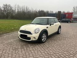 Beige Gebraucht 2012 Mini ONE Kleinwagen | 5.299 € (Fairer Preis)