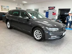 Grau Gebraucht 2023 VW Passat Business Kombi | 26.950 € (Superpreis)