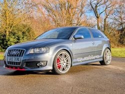 Grau Gebraucht 2006 Audi S3 Sport Limousine | 11.490 € (Fairer Preis)