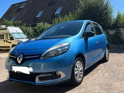 Blau Gebraucht 2015 Renault Scénic III LIMITED Van / Kleinbus | 7.099 € (Fairer Preis)