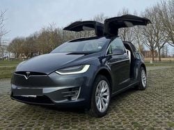 Grau Gebraucht 2017 Tesla Model X SUV | 29.800 € (Fairer Preis)