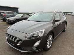 Grau Gebraucht 2019 Ford Focus Titanium Kombi | 13.999 € (Guter Preis)