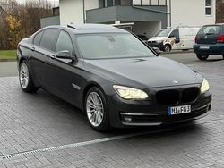 Grau Gebraucht 2014 BMW 730 Limousine | 13.799 € (Guter Preis)